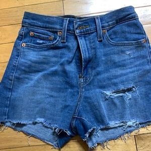 Levi’s size 26 Jean shorts